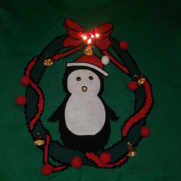 Ugly Christmas Sweater Penguin Christmas Green Sweater Size XL - Picture 8 of 15